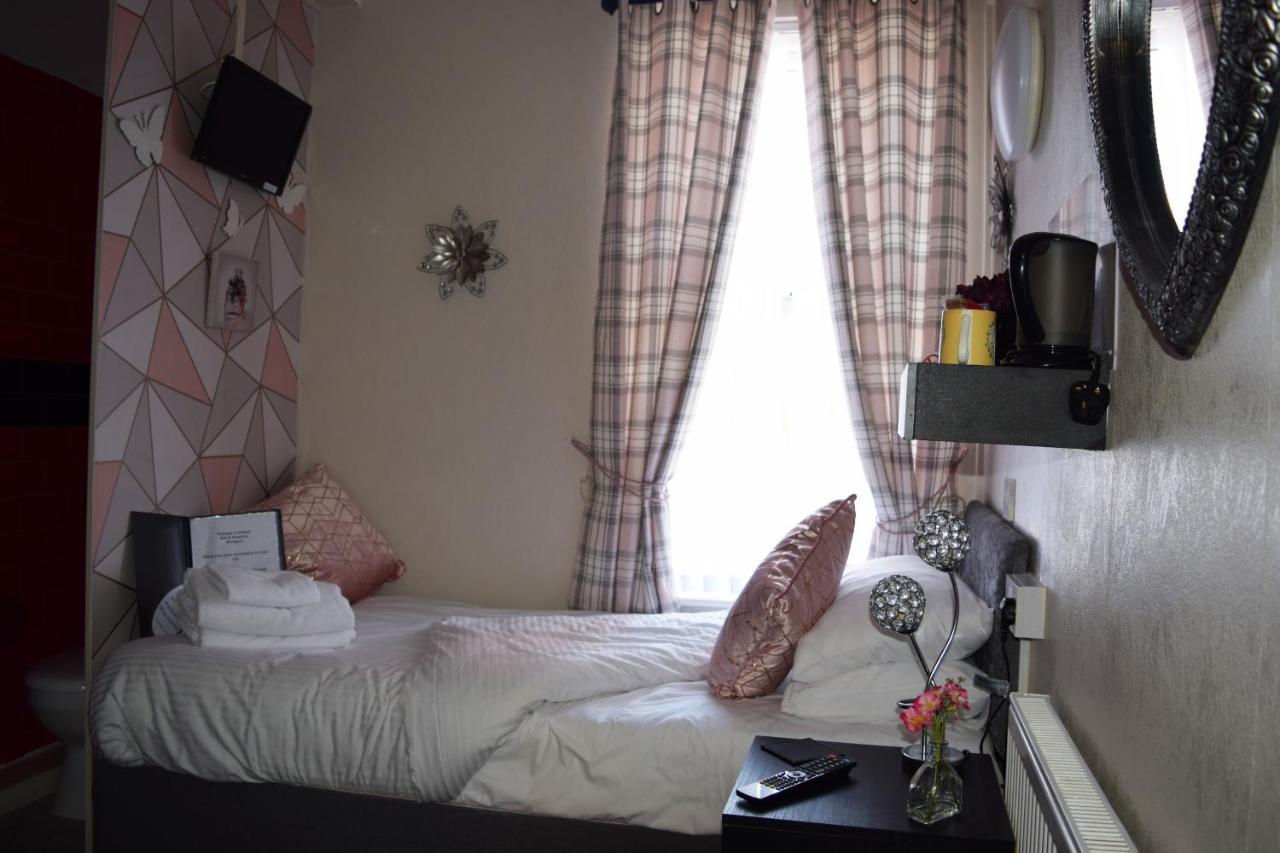 Friends Hotel Blackpool Esterno foto