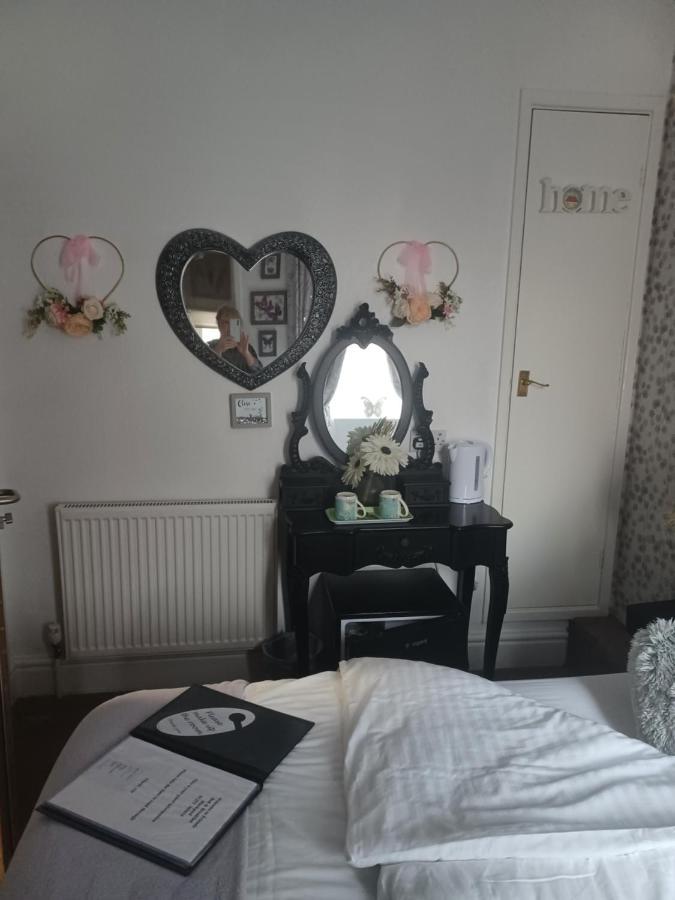 Friends Hotel Blackpool Esterno foto