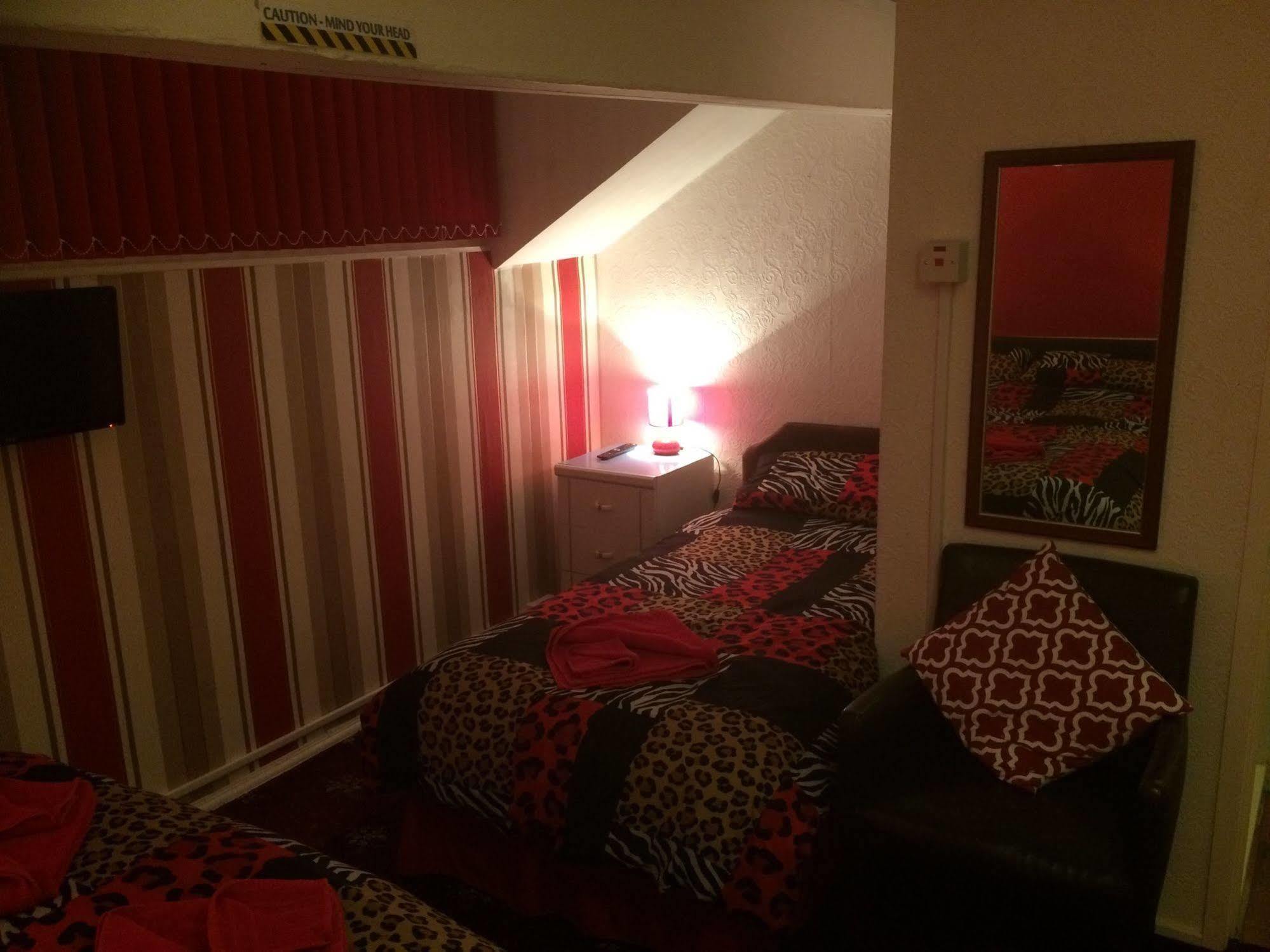 Friends Hotel Blackpool Esterno foto