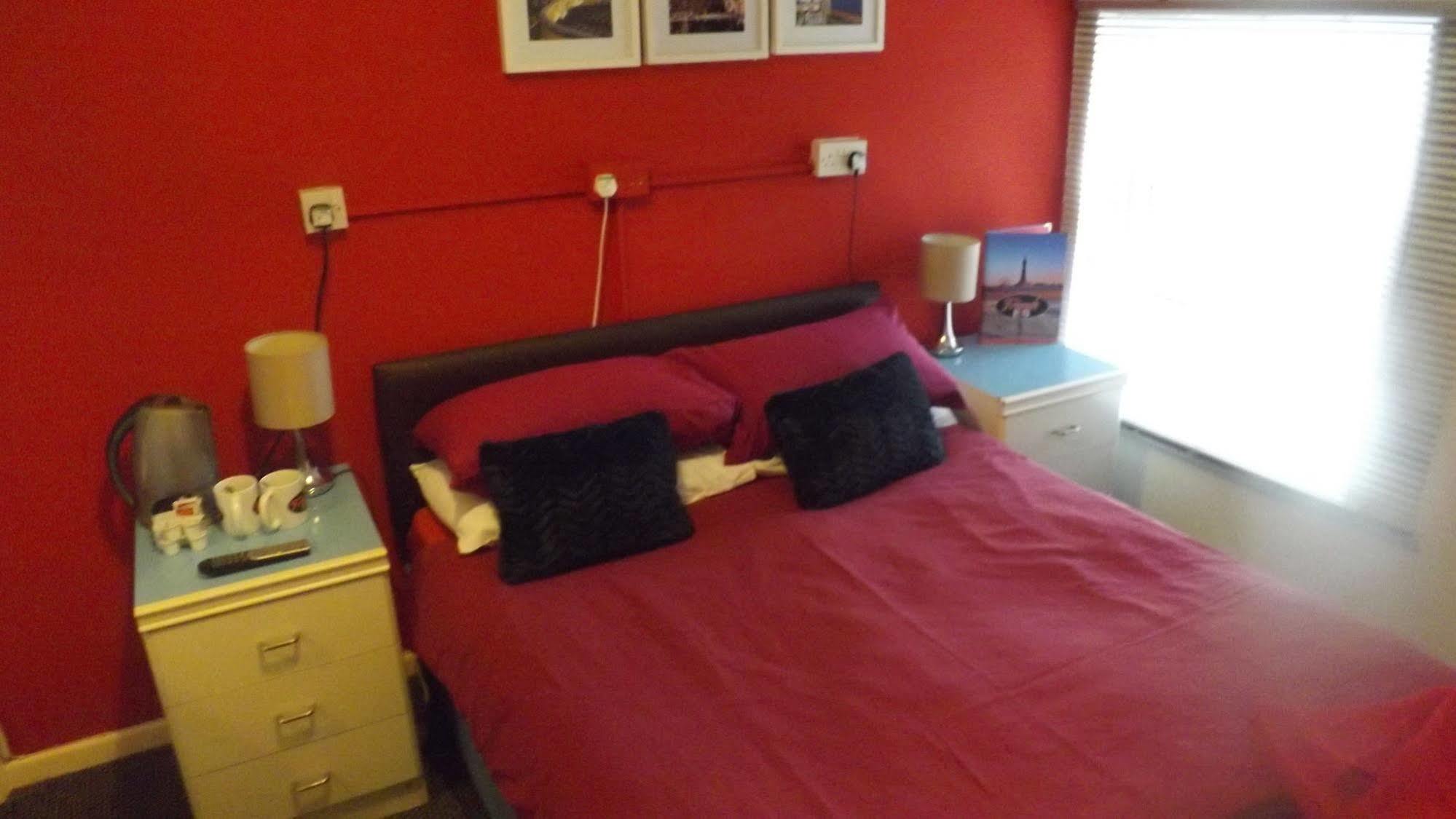 Friends Hotel Blackpool Esterno foto